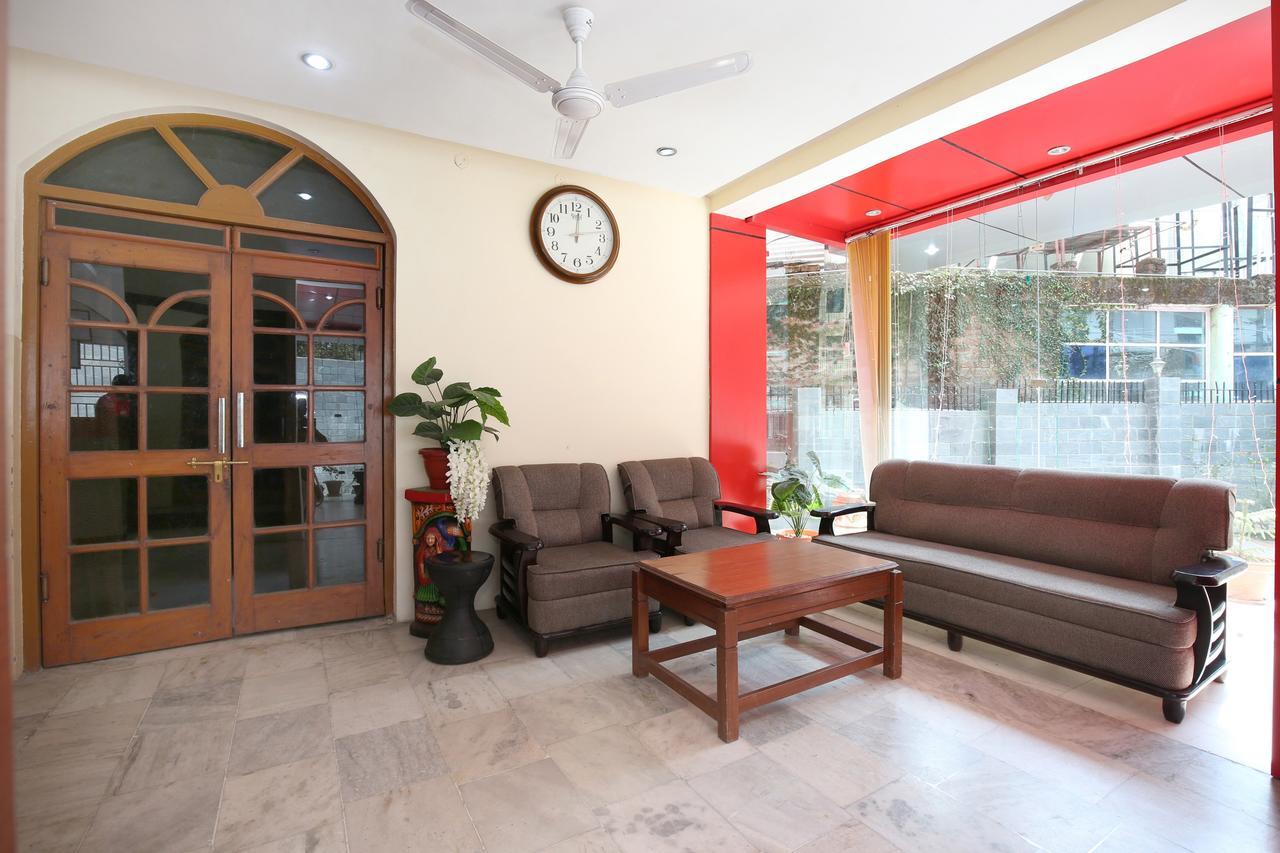 Oyo 9942 Hotel Ravine Dharamshala Dış mekan fotoğraf